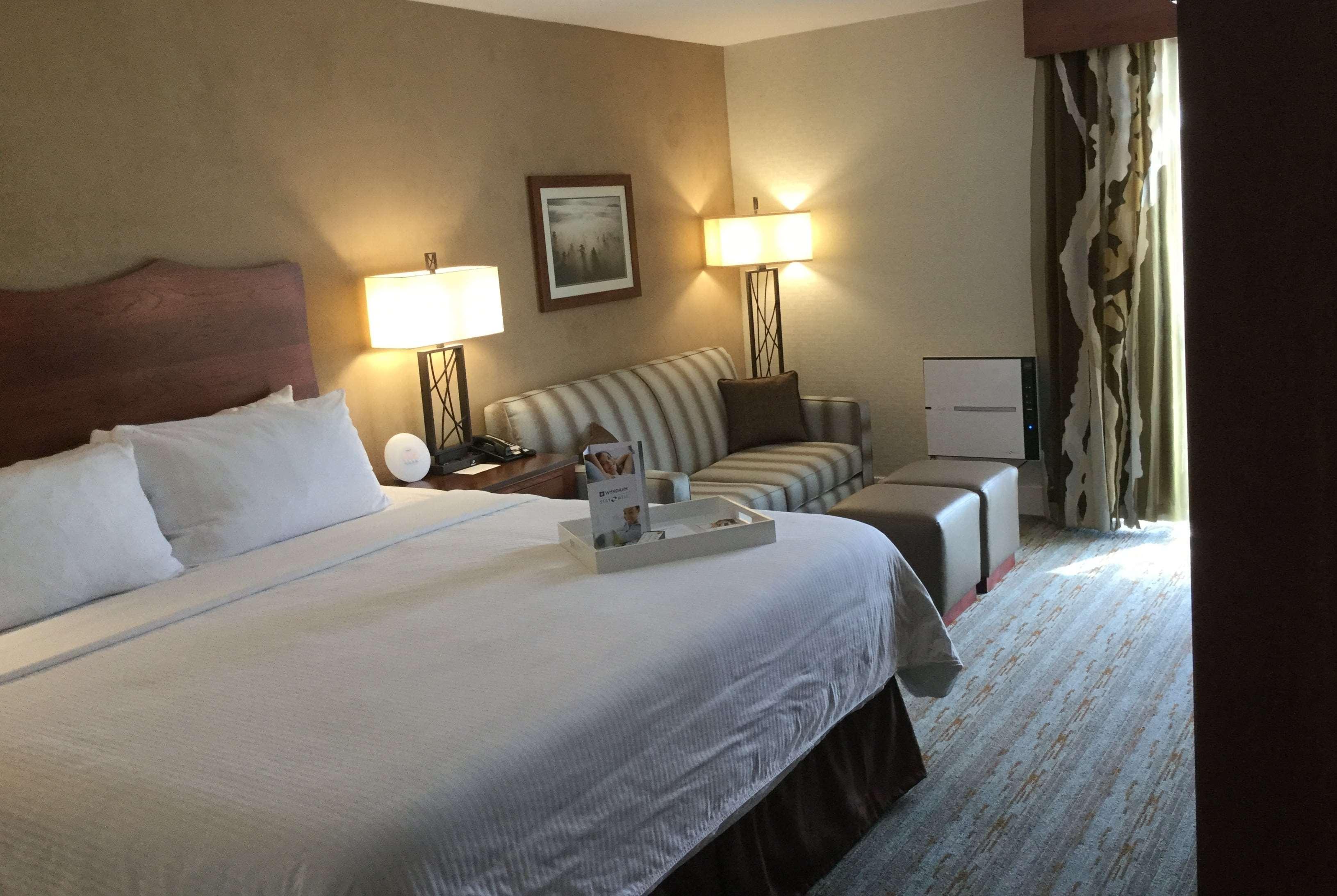วินด์แฮม ไวแซเลีย Hotel ไวเซเลีย ภายนอก รูปภาพ