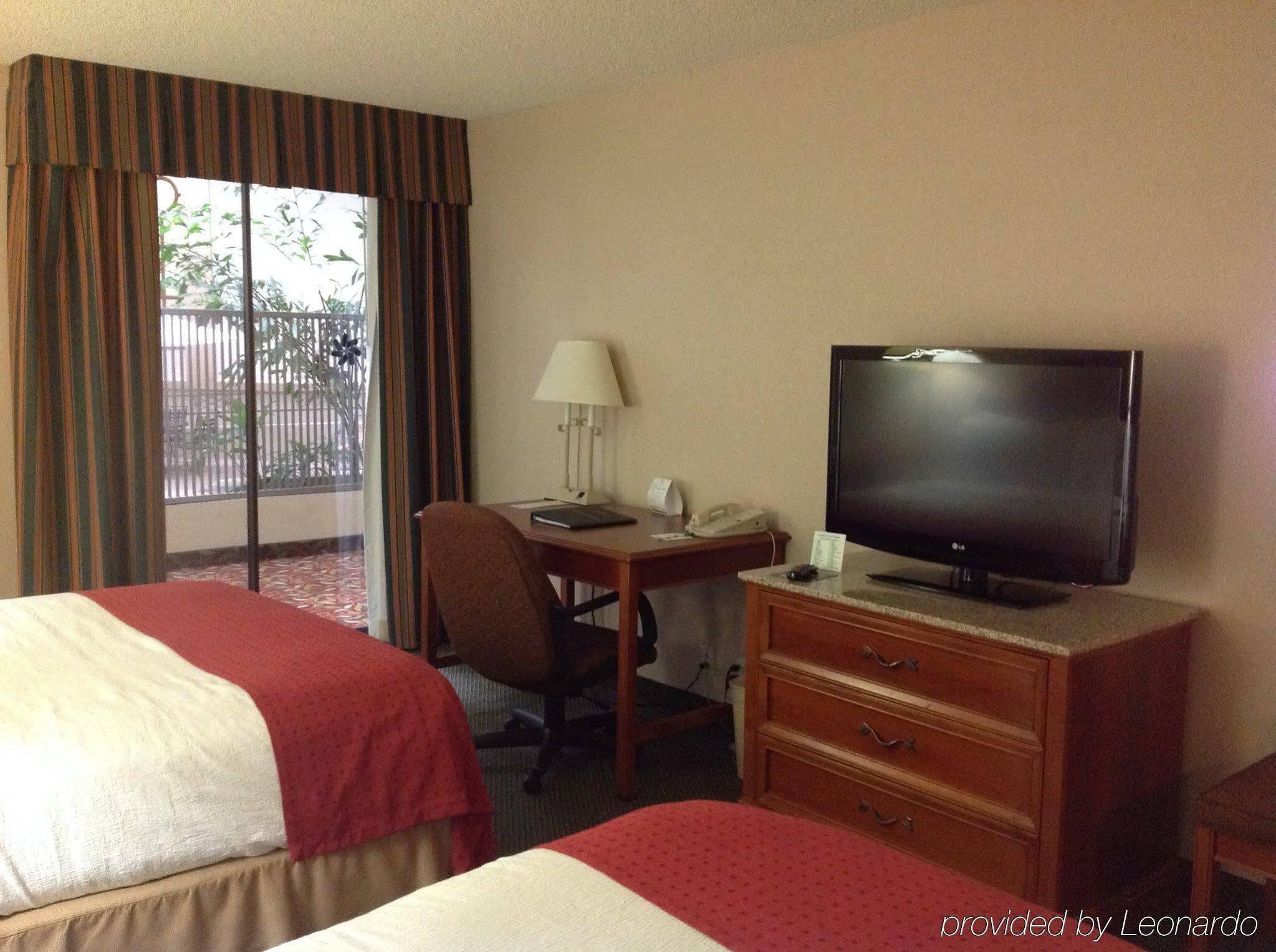 วินด์แฮม ไวแซเลีย Hotel ไวเซเลีย ภายนอก รูปภาพ